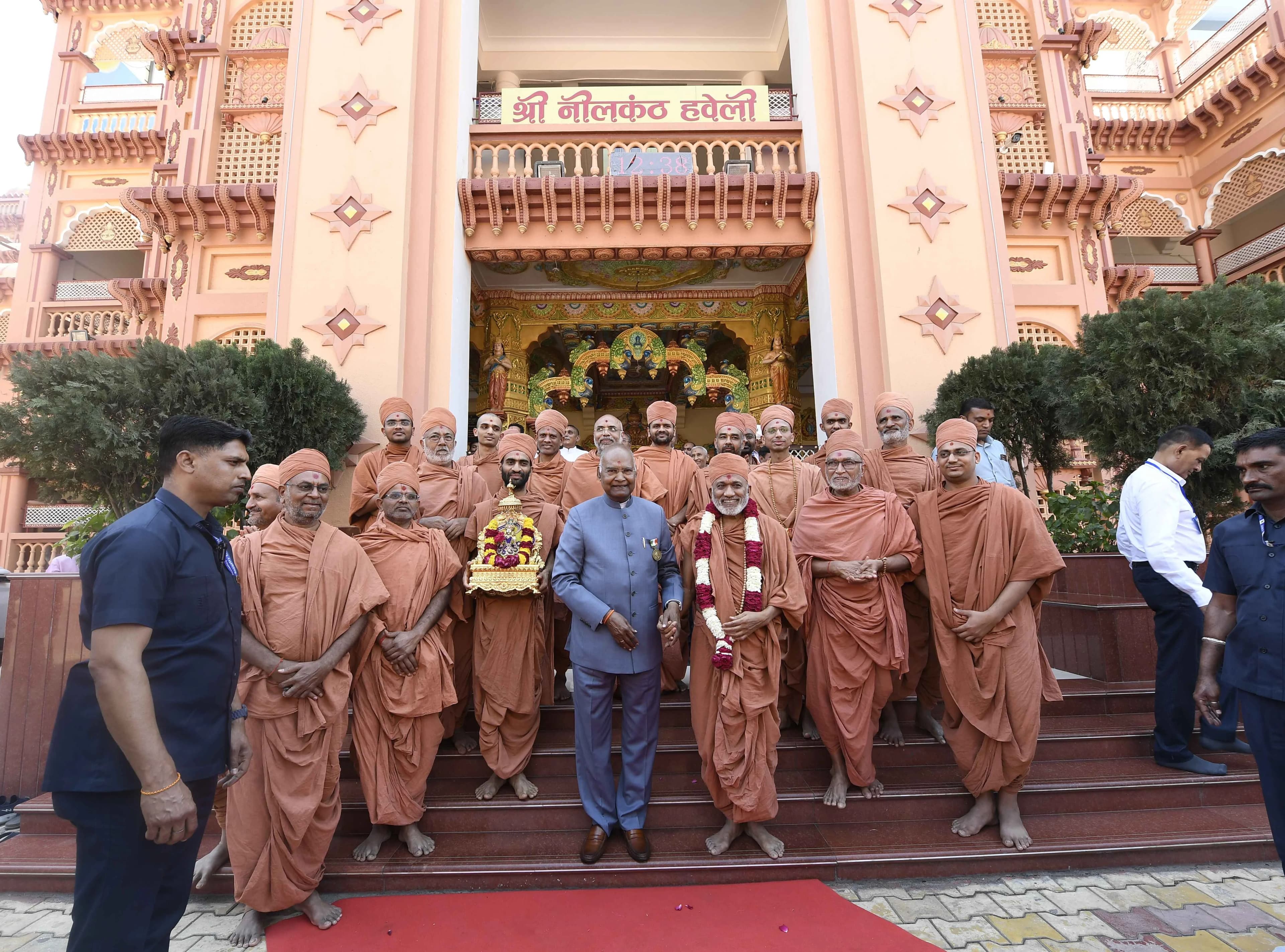 Ramnath Kovind visit to Surat Gurukul